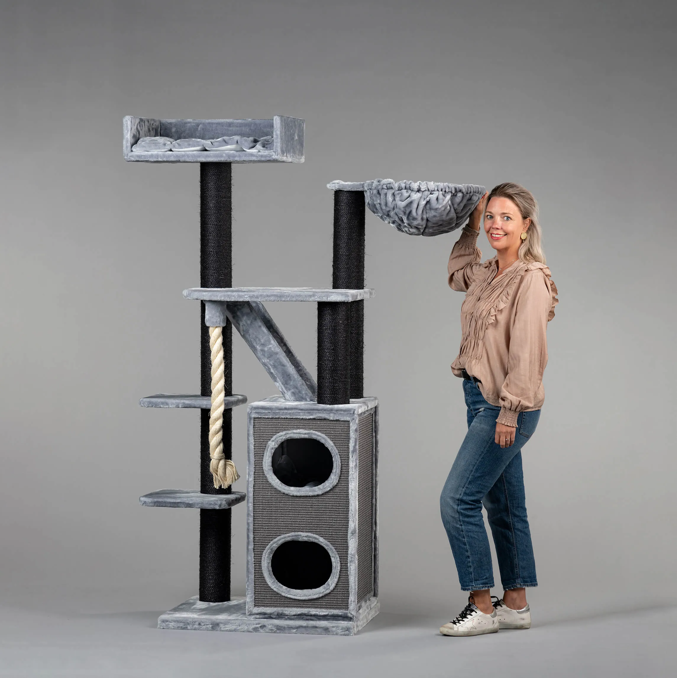Cat Penthouse Blackline Gris Claro