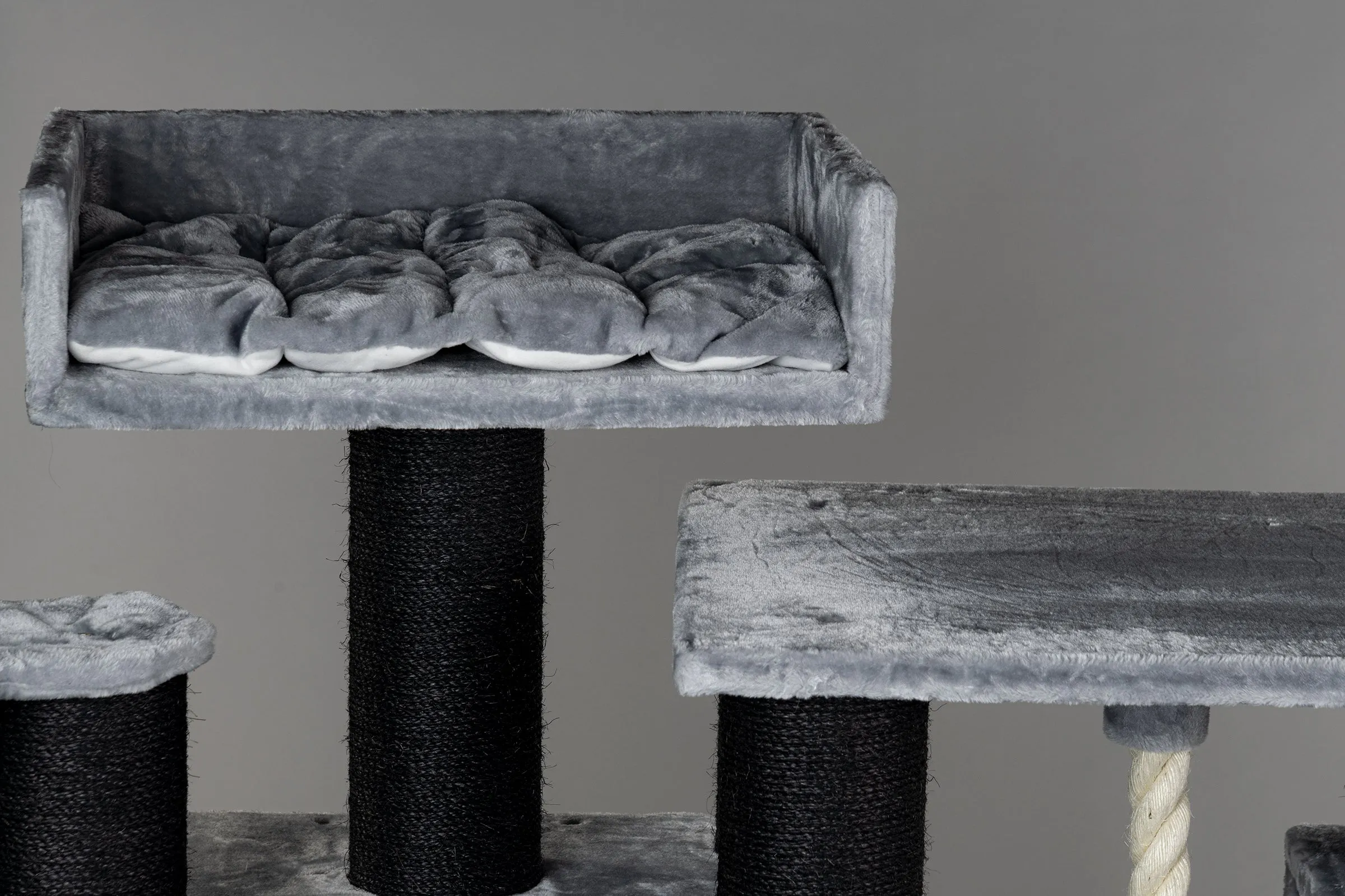 Royal Cat Palace Blackline Gris Claro