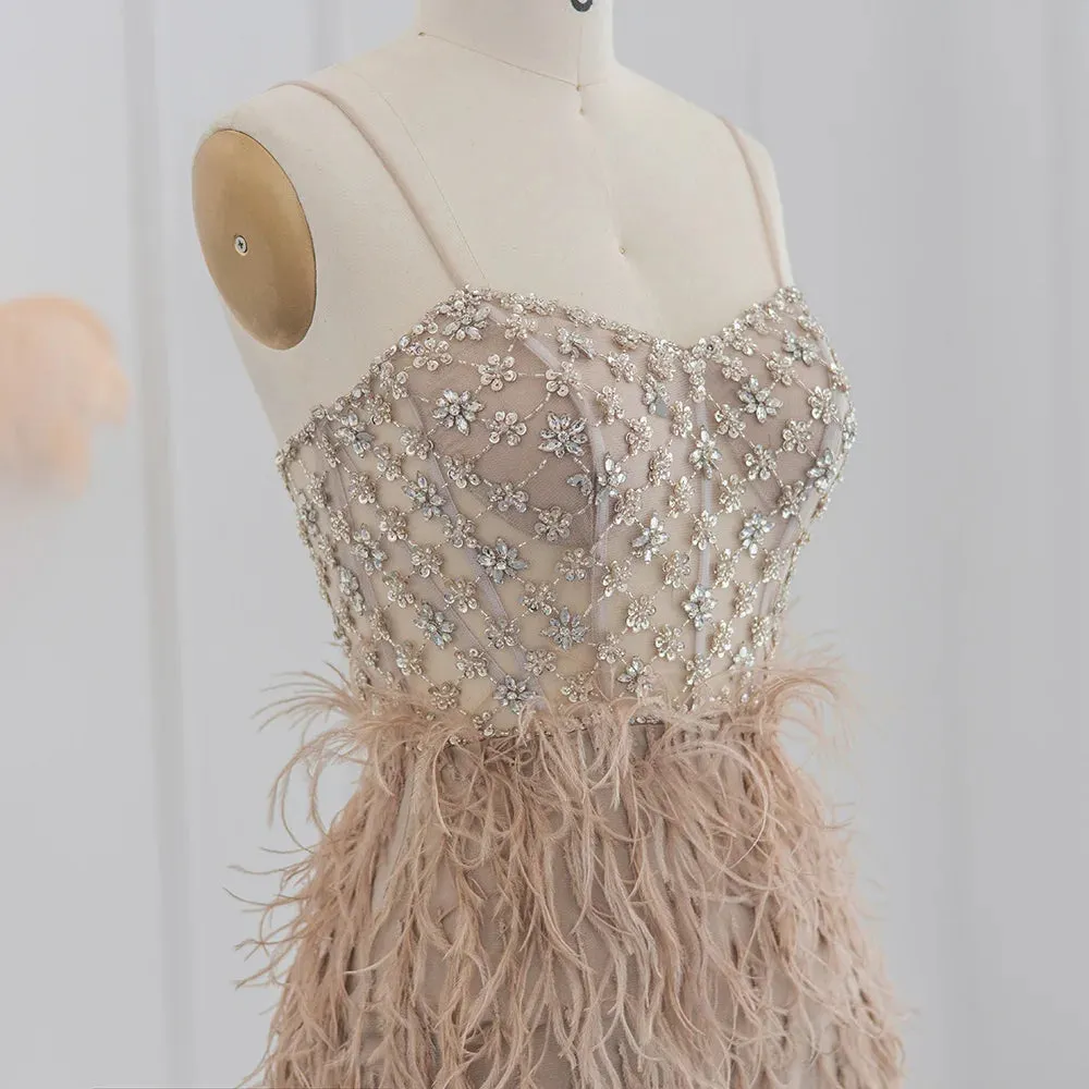 Vestido de Festa com Plumas e Alça Brilho - Modelo Especial