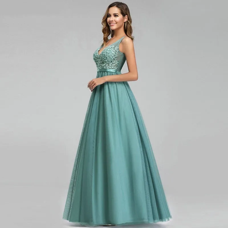 Vestido de Festa Longo em Tule e Faixa de Cetim (Pronta Entrega)