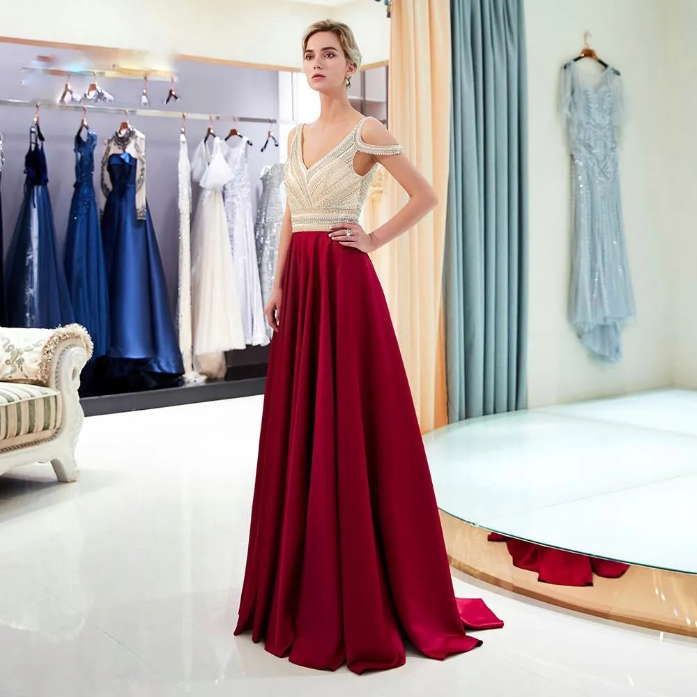 Vestido de Festa Luxo com Manga Detalhada em Cristais - Modelo Especial