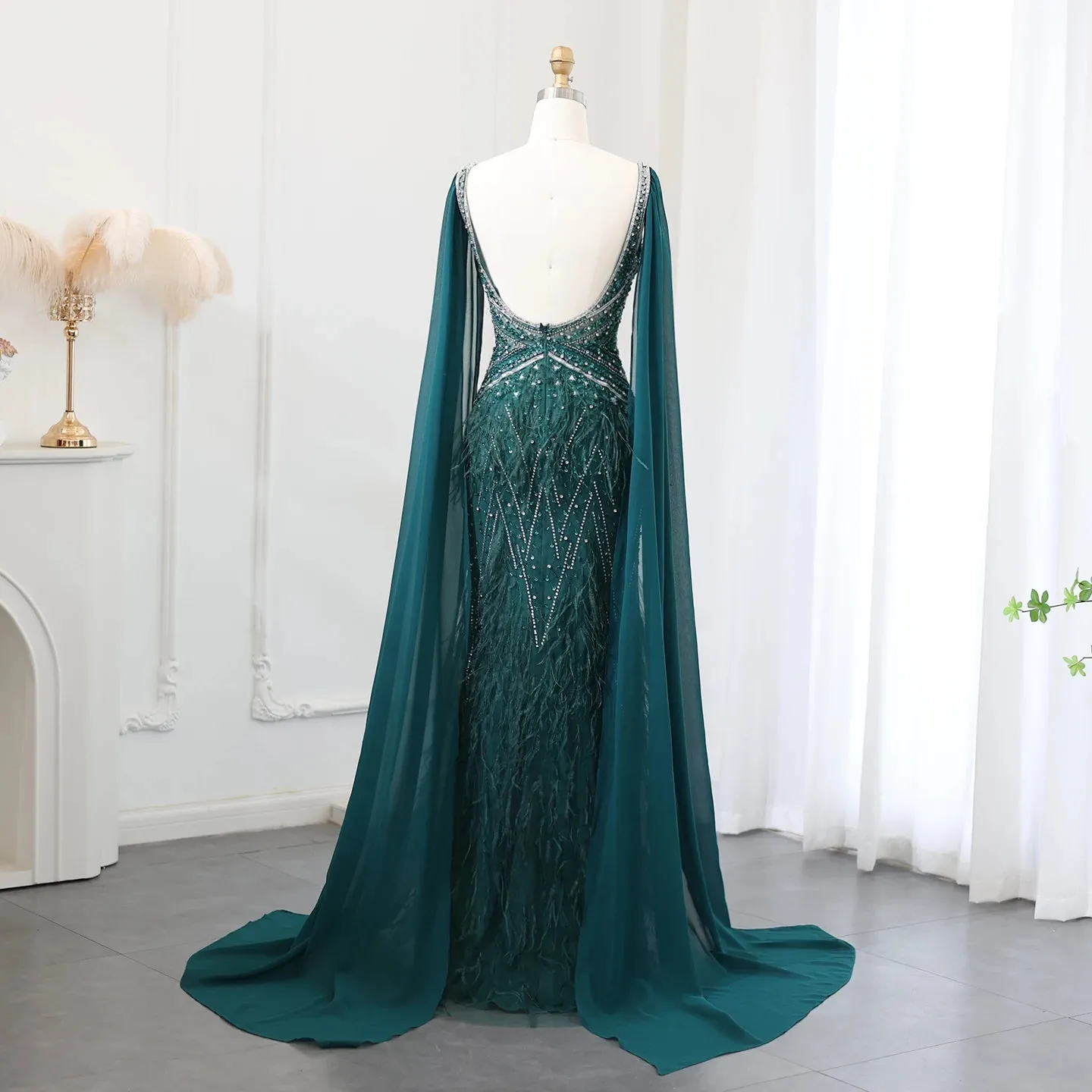 Vestido de Festa Sereia com Manga Capa Longo Exuberante - Modelo Especial