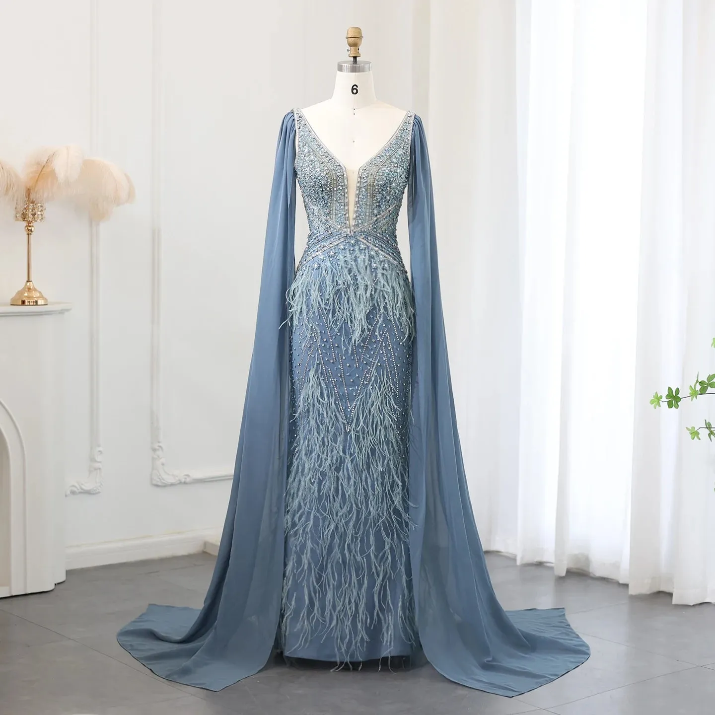 Vestido de Festa Sereia com Manga Capa Longo Exuberante - Modelo Especial