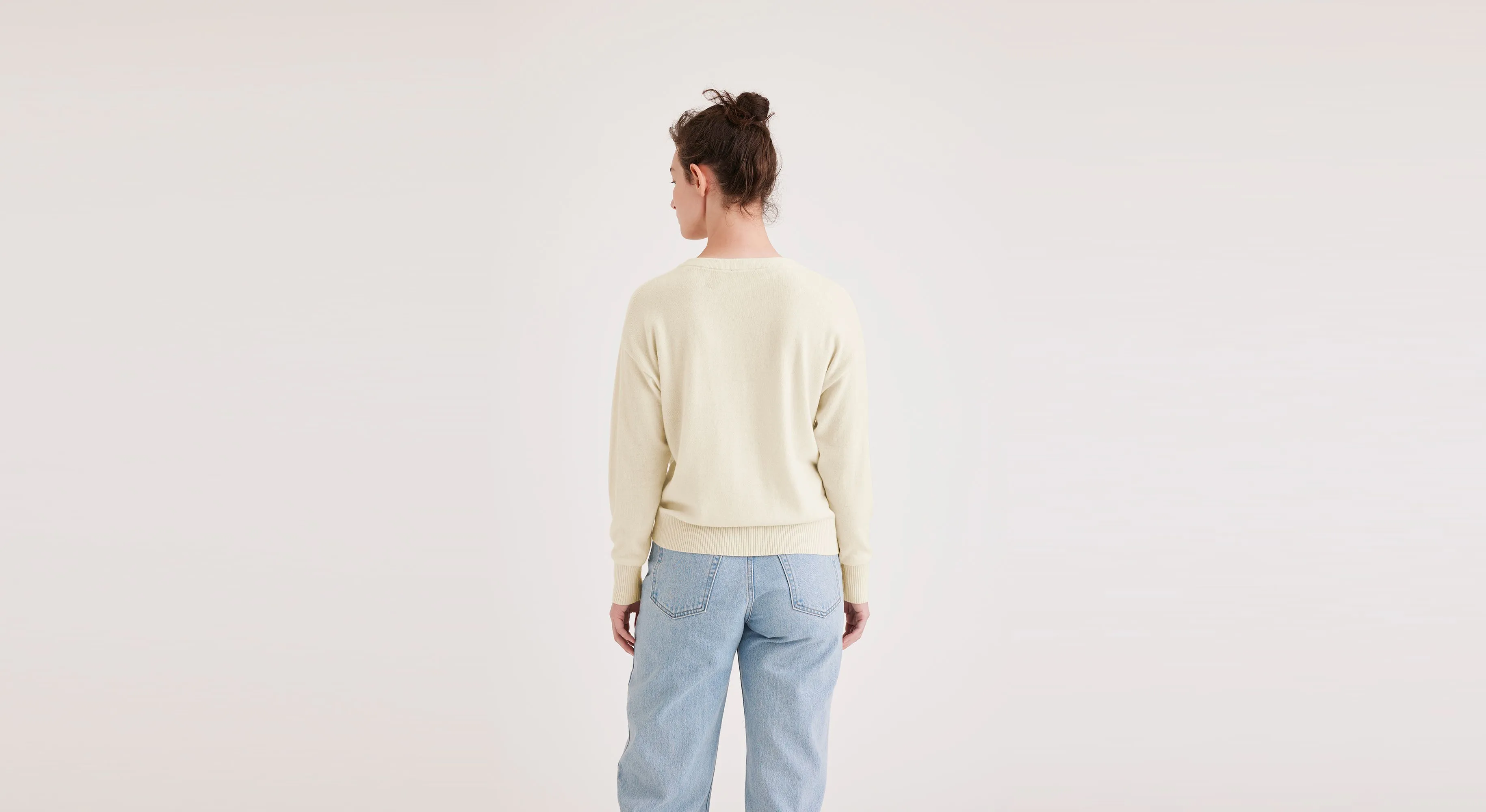 Women's Regular Fit V-Neck Sweater